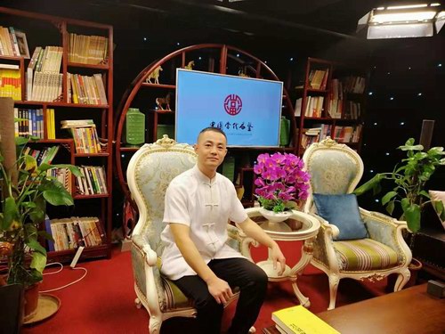 張劍鋒受邀中國(guó)當(dāng)代名醫(yī)欄目錄制節(jié)目