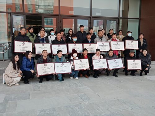 市文廣旅局領(lǐng)導(dǎo)及第七批保定市級非遺代表性項目負(fù)責(zé)人合影留念